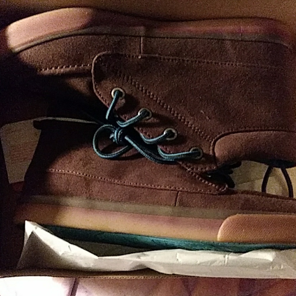 Boys boots